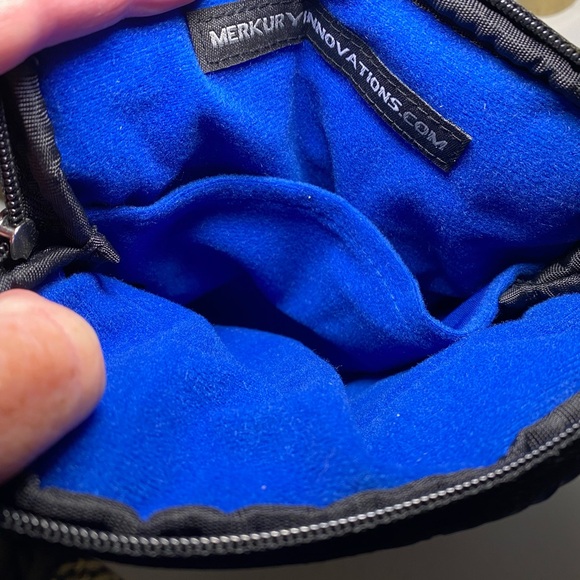 Alpine sports sleeve for Kindle 2, Sony Reader, or Nook tablets. - Picture 7 of 7